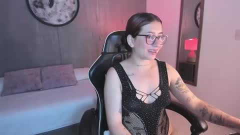 Charlottee online show from February 2026 02:15:01 AM