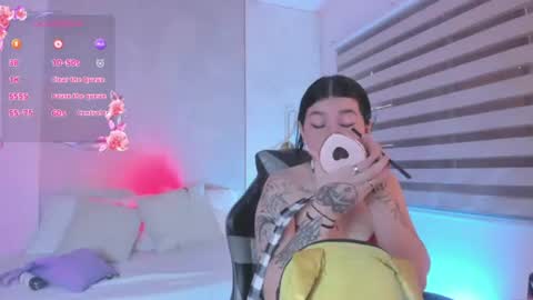 Charlottee online show from July 2026 09:03:02 PM