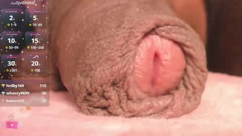 Snapshot of charlottelaurent chatting on March 2025 09:57:01 PM Char online show from March 2025 09:57:01 PM