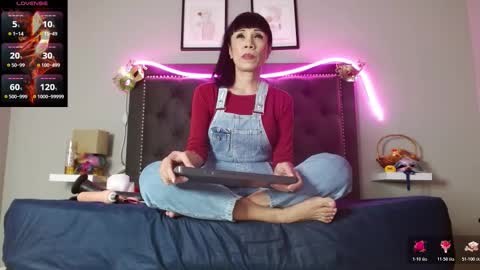 CharlotteLemke online show from November 2025 02:08:01 PM