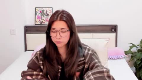 Charlotte online show from April 2026 05:26:02 PM