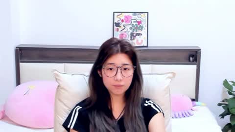Snapshot of charlottelin chatting on May 2026 04:47:02 PM Charlotte online show from May 2026 04:47:02 PM