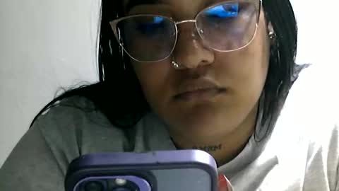 charlottequeen_21 online show from April 2026 05:19:02 PM