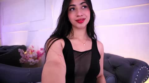 Lauren Rus online show from May 2026 12:45:02 PM