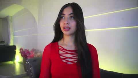 Lauren Rus online show from July 2026 12:34:01 PM
