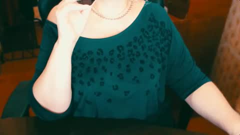 Snapshot of charlottextasty chatting on December 2024 11:22:01 AM CharlotteXTasty online show from December 2024 11:22:01 AM