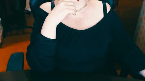 Snapshot of charlottextasty chatting on December 2024 03:30:02 PM CharlotteXTasty online show from December 2024 03:30:02 PM