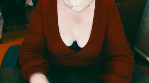 Snapshot of charlottextasty chatting on December 2024 01:43:02 PM CharlotteXTasty online show from December 2024 01:43:02 PM