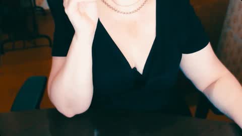 Snapshot of charlottextasty chatting on February 2025 10:59:01 AM CharlotteXTasty online show from February 2025 10:59:01 AM