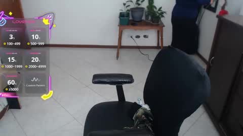 charlottezoe online show from September 2025 04:29:02 PM