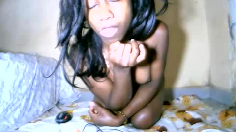 charmantegirl007 online show from May 2026 11:07:01 AM