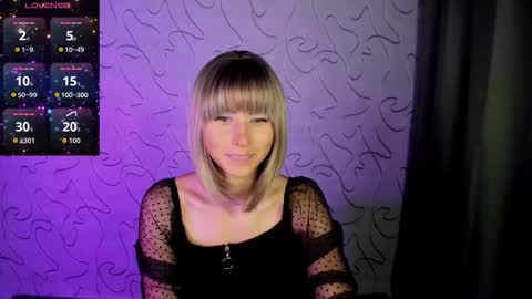 Snapshot of charmbianca chatting on September 2025 12:06:01 PM Bianca online show from September 2025 12:06:01 PM