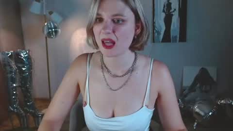 Michelle  online show from July 2026 06:20:01 AM