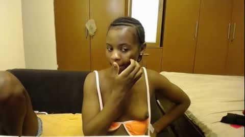 Snapshot of charming_coco chatting on December 2025 07:14:02 AM Coco online show from December 2025 07:14:02 AM