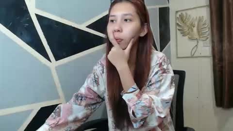 Charm online show from October 2025 02:27:02 PM