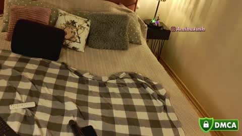 insta  online show from December 2024 11:46:02 PM