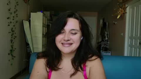 insta  online show from November 2025 04:07:01 AM