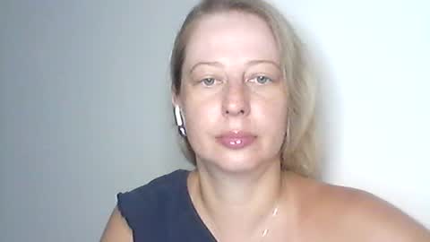 Snapshot of charmingmila chatting on July 2026 07:27:02 PM CharmingMila online show from July 2026 07:27:02 PM