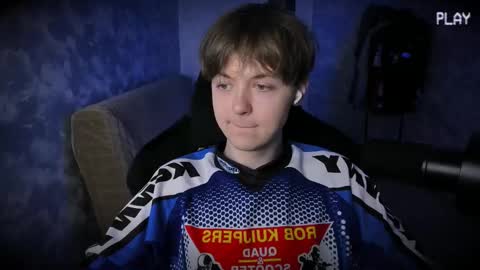 lynxy online show from September 2025 09:47:02 PM