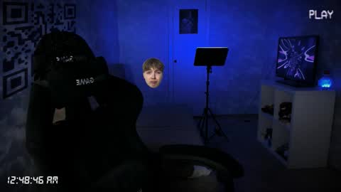 lynxy online show from November 2025 09:48:02 PM