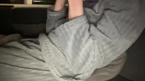 Vicky online show from April 2026 12:21:02 AM