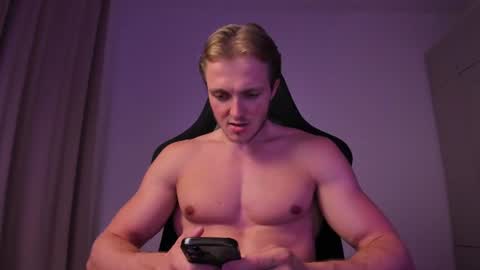 Chase Reed online show from July 2026 10:01:01 PM