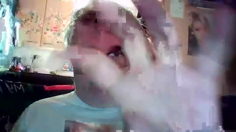 chatboxlee online show from August 2026 12:03:02 PM