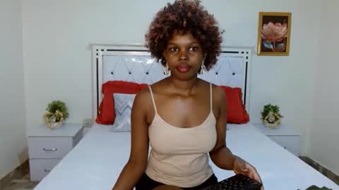 Cheyenne online show from November 2025 05:18:02 AM