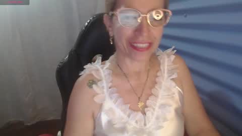 CHAYLA VICTORIA RUIZ  online show from May 2026 12:55:02 PM