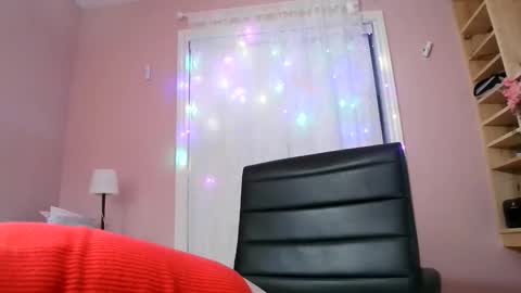 Snapshot of chealsiek chatting on April 2026 09:37:02 PM chealsiek online show from April 2026 09:37:02 PM