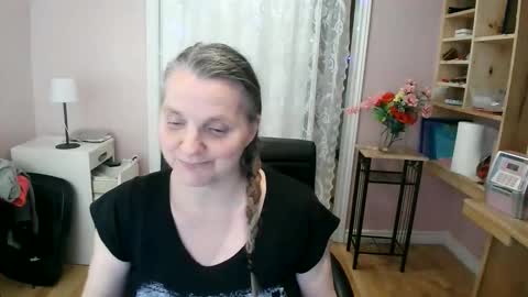 Snapshot of chealsiek chatting on May 2026 12:40:02 AM chealsiek online show from May 2026 12:40:02 AM