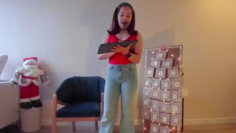 Regina Phalange online show from December 2025 10:26:01 PM