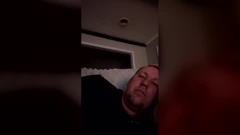 Snapshot of cheekclapper3000 chatting on December 2025 04:22:01 AM cheekclapper3000 online show from December 2025 04:22:01 AM