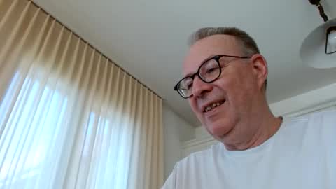 cheer2u online show from March 2026 02:01:01 PM