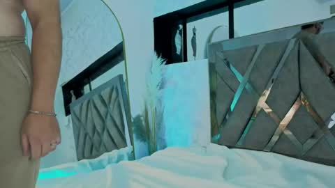   online show from May 2026 03:57:02 AM