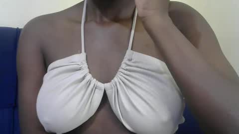 Snapshot of chelley4 chatting on November 2025 01:49:01 AM chelley online show from November 2025 01:49:01 AM