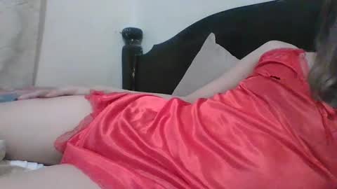 Snapshot of chelly4u69 chatting on February 2025 02:11:02 PM chelly4u69 online show from February 2025 02:11:02 PM