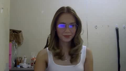 Snapshot of chelly4u69 chatting on September 2025 04:47:01 AM chelly4u69 online show from September 2025 04:47:01 AM