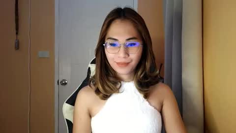 Snapshot of chelly4u69 chatting on January 2026 03:43:01 AM chelly4u69 online show from January 2026 03:43:01 AM