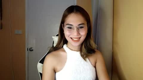 Snapshot of chelly4u69 chatting on January 2026 03:32:01 AM chelly4u69 online show from January 2026 03:32:01 AM