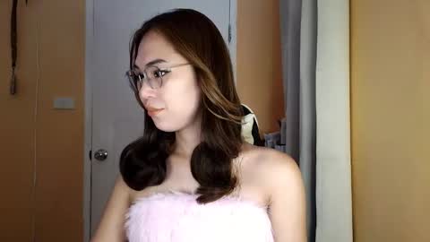 Snapshot of chelly4u69 chatting on February 2026 02:40:01 AM chelly4u69 online show from February 2026 02:40:01 AM