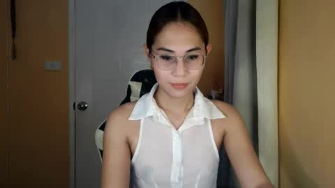 chelly4u69 online show from March 2026 10:46:01 PM