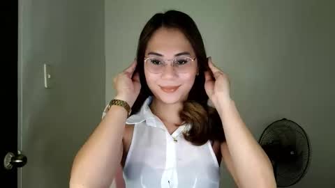 chelly4u69 online show from June 2026 02:00:01 AM