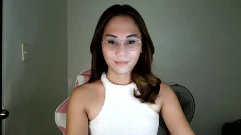 chelly4u69 online show from June 2026 01:52:01 AM