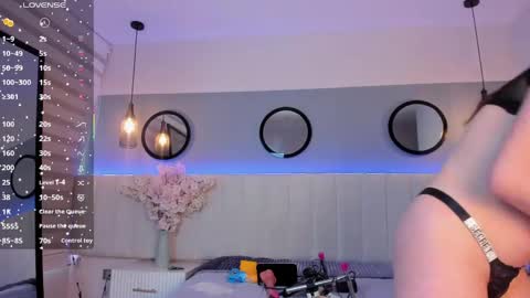 chelsea_bolton_ online show from June 2026 01:03:01 PM