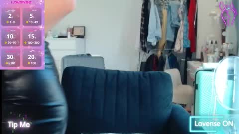 Snapshot of chelseablondeuk chatting on September 2025 02:06:01 PM ChelseaBlonde online show from September 2025 02:06:01 PM