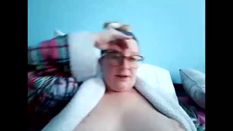 Snapshot of chelseasentra1 chatting on December 2024 03:15:02 PM Chelsea online show from December 2024 03:15:02 PM