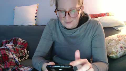 Snapshot of chelseasentra1 chatting on December 2024 07:57:01 PM Chelsea online show from December 2024 07:57:01 PM