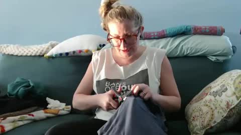 Snapshot of chelseasentra1 chatting on January 2025 05:48:01 PM Chelsea online show from January 2025 05:48:01 PM