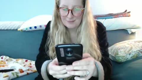 Snapshot of chelseasentra1 chatting on February 2025 07:40:02 PM Chelsea online show from February 2025 07:40:02 PM